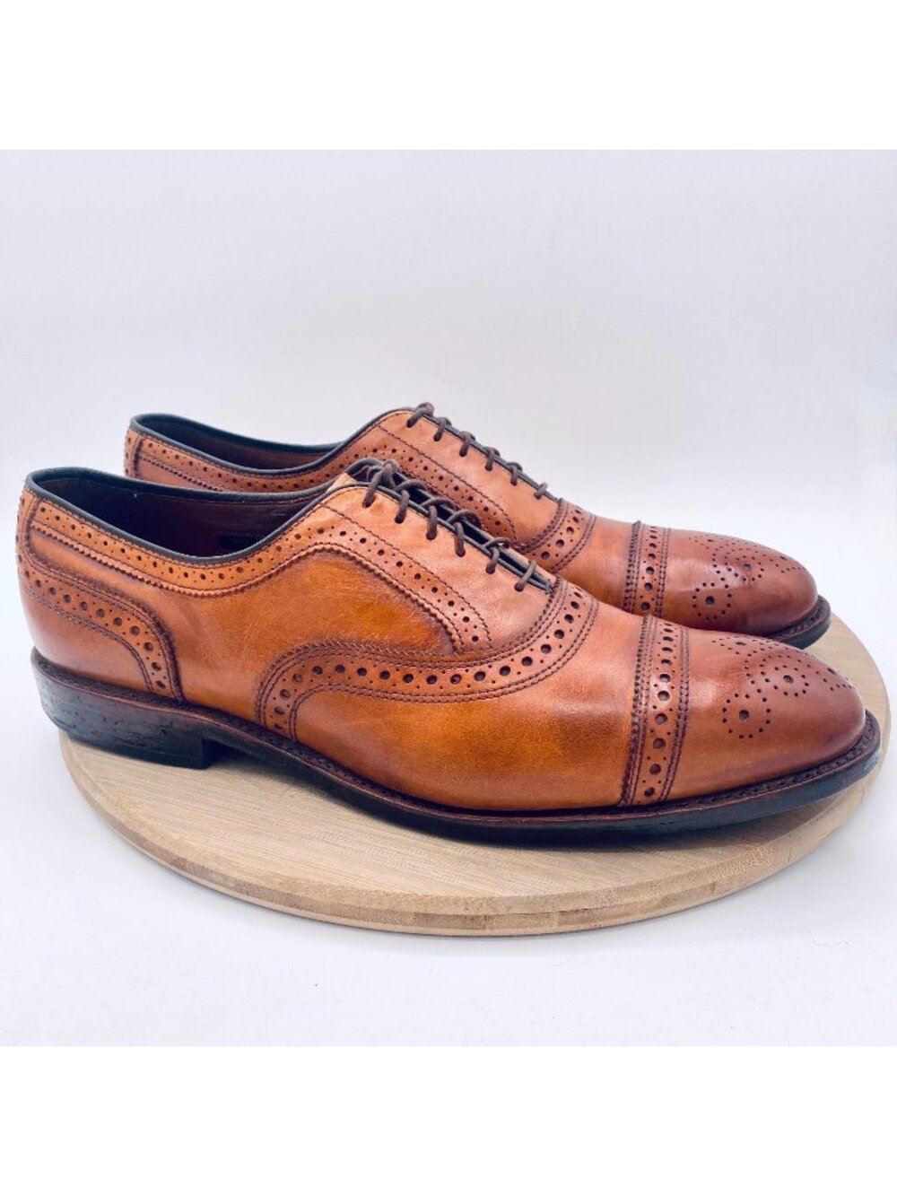 Allen Edmonds Strand Shoes Mens 9.5 Tan Leather Brogue Oxfords Cap